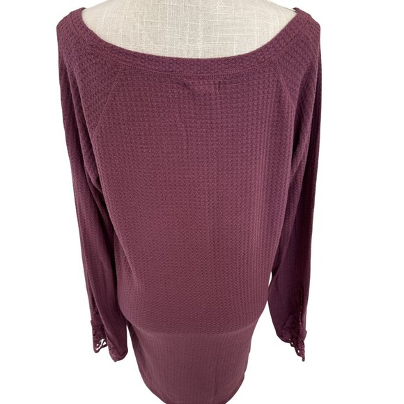 Artisan NY Womens Burgundy Waffle Knit Tunic With Crochet Sleeve Accents size XL - Picture 6 of 11